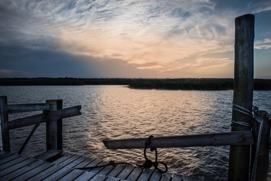 First Group Lake View Cabanas Сент-Люсия Экстерьер фото